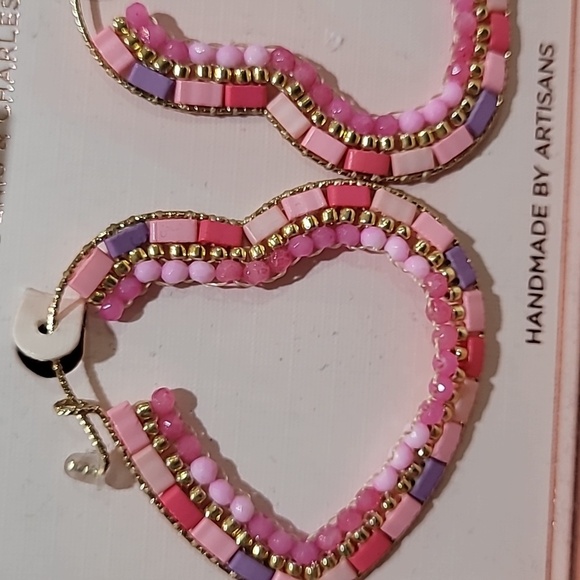 🩷🔹️RUSH🔹️ Pink and Purple Handmade By Artisians Beaded Earrings - Picture 4 of 4